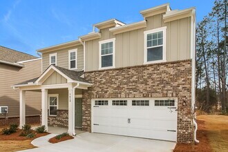 7614 Saffron Ave in Covington, GA - Building Photo - Building Photo