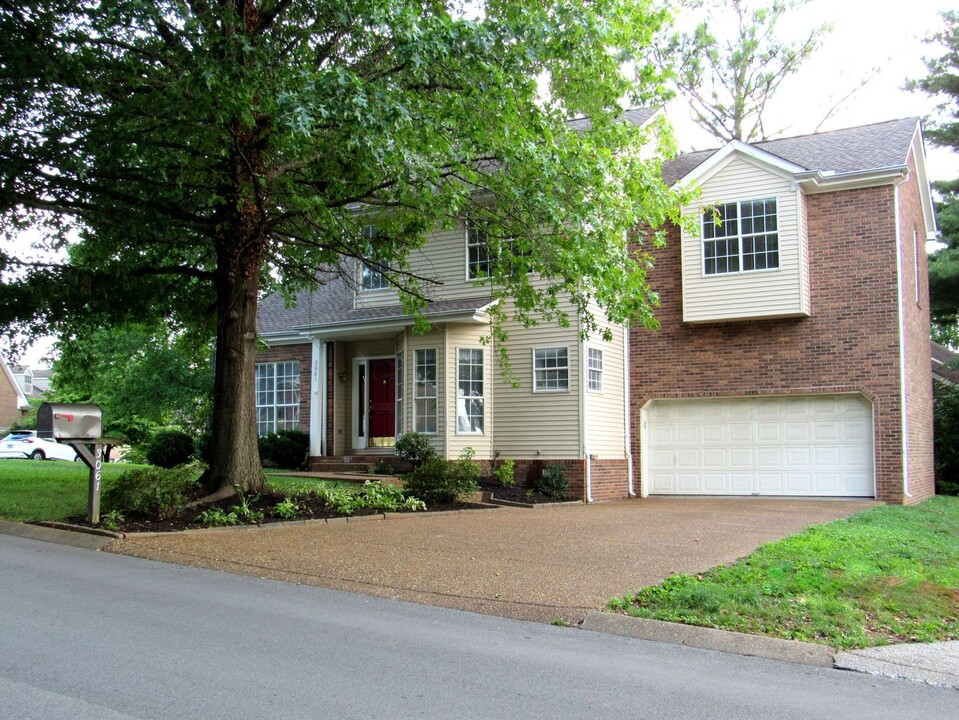3061 Liberty Hills Dr in Franklin, TN - Building Photo