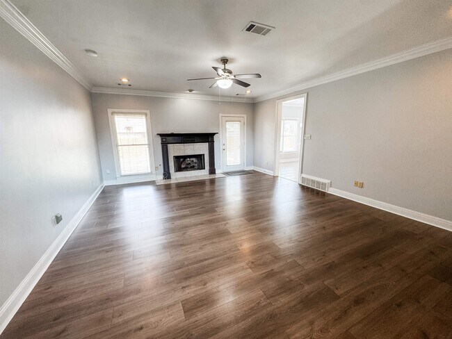 464 Thornbuck Cove in Collierville, TN - Building Photo - Building Photo