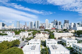 Parkview Apartments in Miami, FL - Building Photo - Building Photo