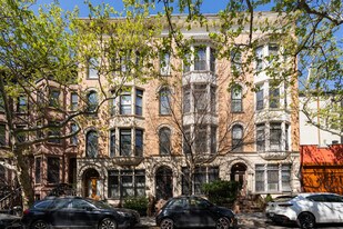 151 Berkeley Pl in Brooklyn, NY - Building Photo