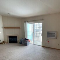 4939 Coventry Ct, Unit #8 in Eau Claire, WI - Building Photo