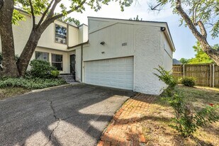 4111 S Florence Ct in Tulsa, OK - Building Photo