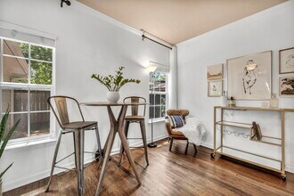 4203 Duval St in Austin, TX - Building Photo - Building Photo