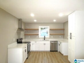 8929 Valley Brook Rd in Birmingham, AL - Building Photo - Building Photo