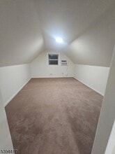 38 Riverview Cir in Little Falls, NJ - Foto de edificio - Building Photo