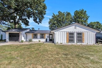 1160 Helman Ct in South Bend, IN - Building Photo - Building Photo