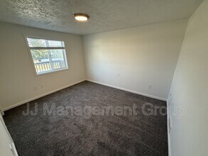 1235 2nd St in Cheney, WA - Building Photo - Building Photo