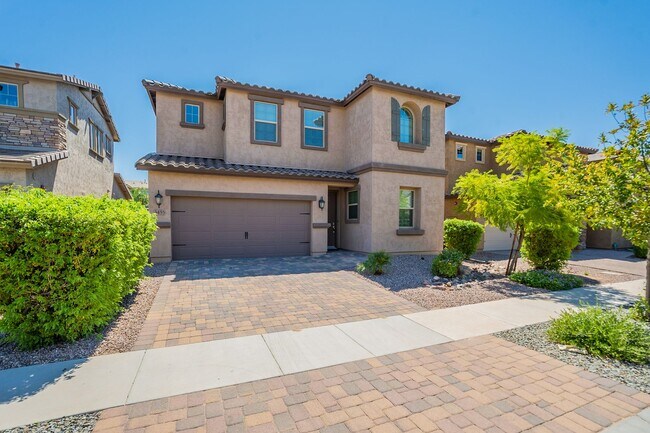 property at 3455 E Indigo St