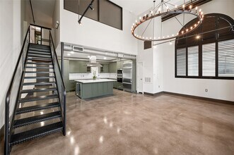 1025 S Shepherd Dr in Houston, TX - Building Photo - Building Photo