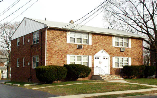 322-330 Connecticut Ave in Hamilton, NJ - Building Photo - Building Photo