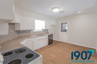 101 Leverich Ct in Moore, OK - Building Photo - Building Photo