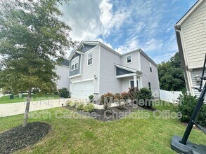 7025 Saltpeter St in Charlotte, NC - Building Photo - Building Photo