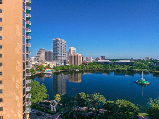 322 E Central Blvd, Unit 1911 in Orlando, FL - Building Photo - Building Photo
