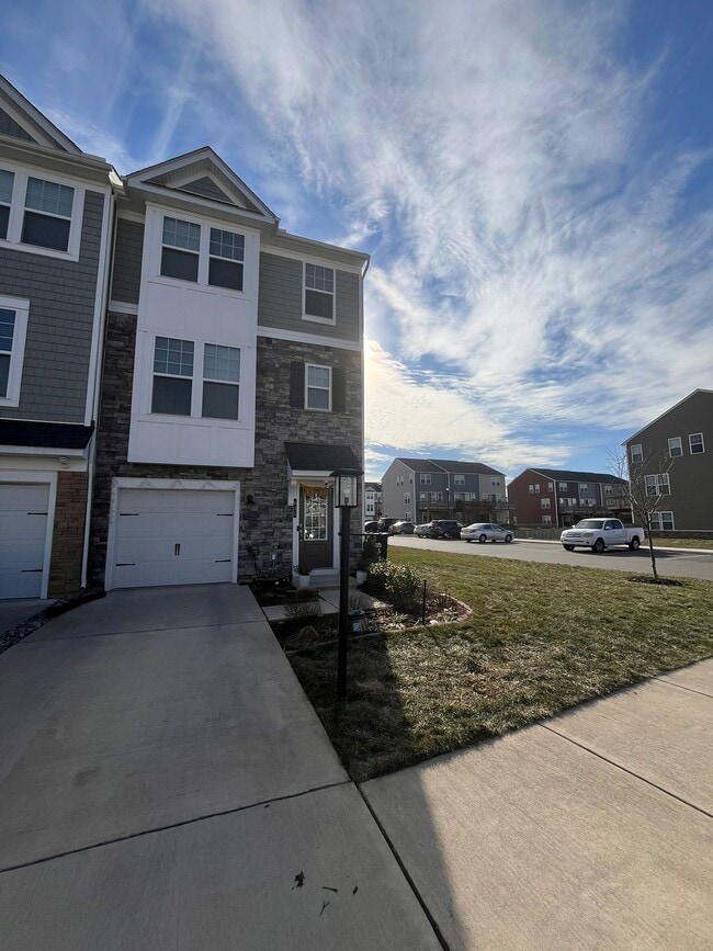635 Eking Green Dr in Glen Allen, VA - Building Photo - Building Photo