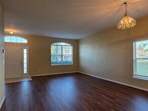 313 Key Haven Dr in Sanford, FL - Foto de edificio - Building Photo