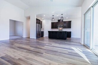 2004 S Del Rosa Dr in Ridgecrest, CA - Building Photo - Building Photo