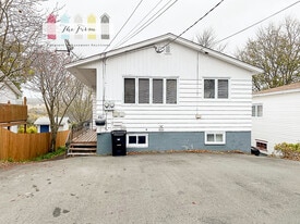 10 Salisbury St in St John's, NL - Building Photo