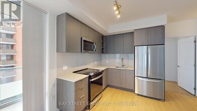 50 Dunfield Ave in Toronto, ON - Building Photo - Building Photo