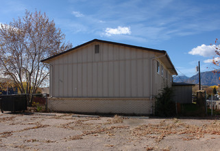 7120 Alegre Cir in Fountain, CO - Foto de edificio - Building Photo