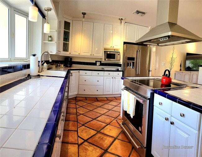 2781 NE 23rd Ct in Pompano Beach, FL - Building Photo - Building Photo