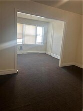 915 Hamilton St-Unit -2B in Allentown, PA - Building Photo - Building Photo