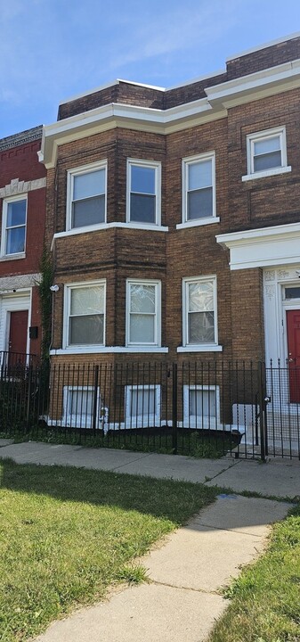 3123 W Monroe St in Chicago, IL - Building Photo