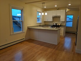 22 Leland St, Unit 3 in Somerville, MA - Building Photo