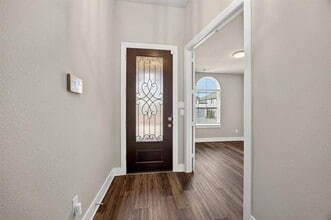 4706 Pin Oak Ct in Savannah, TX - Building Photo - Building Photo