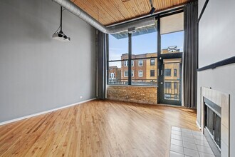 2654 W Medill Ave in Chicago, IL - Building Photo - Building Photo