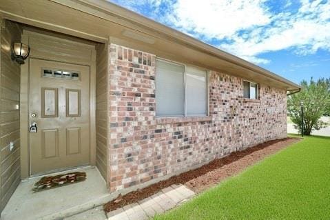 property at 9727 Pinehurst Ln