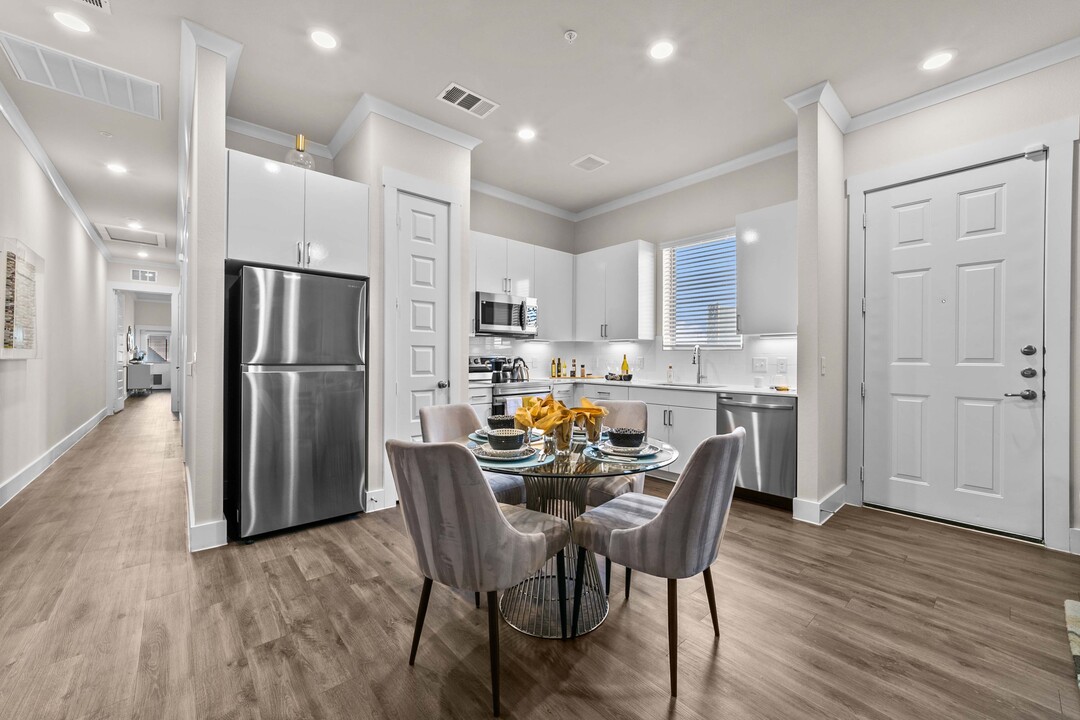 Luxe of McKinney in McKinney, TX - Foto de edificio