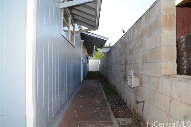 94-667-667 Maaniani Pl in Waipahu, HI - Building Photo - Building Photo