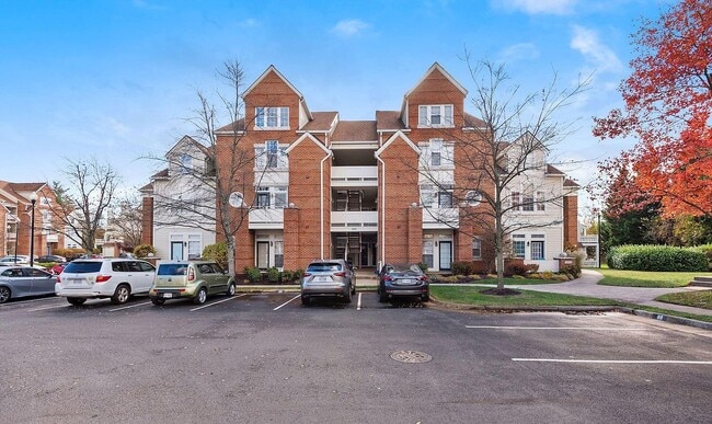 property at 6954 Ellingham Cir