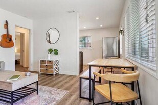 3366 A St in San Diego, CA - Building Photo