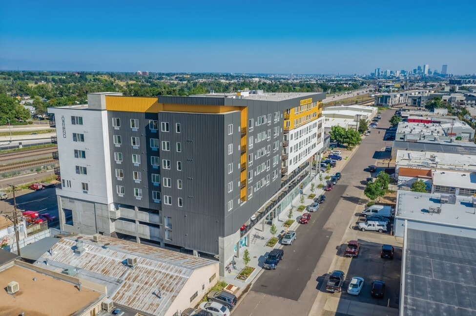 The Overland in Denver, CO - Building Photo