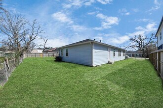 6832 Foster St in Houston, TX - Building Photo - Building Photo