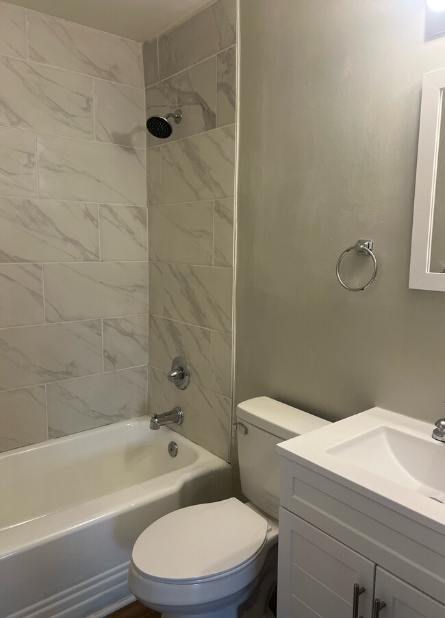 1008 S 45th St in Louisville, KY - Building Photo - Building Photo