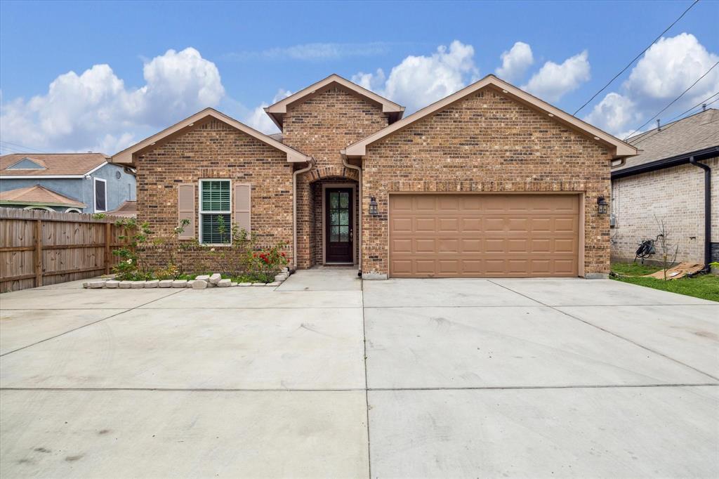 8938 Intervale St in Houston, TX - Building Photo