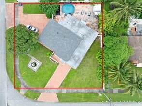 951 NW 148th St in Miami, FL - Building Photo - Building Photo