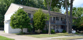 953 Azalea Ct Apartments