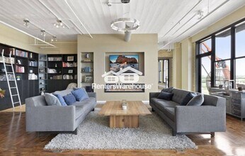 290 Market St in Minneapolis, MN - Building Photo - Building Photo