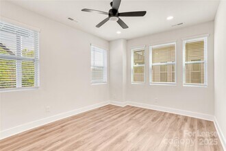 1724 Unison Dr in Charlotte, NC - Foto de edificio - Building Photo