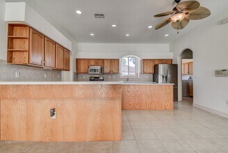 3545 Haystack Rd in Zephyrhills, FL - Building Photo - Building Photo