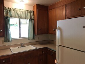 1318 Chestnut Ln in Davis, CA - Building Photo - Building Photo
