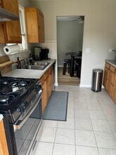 1160 Middlebury Dr in Aurora, IL - Building Photo - Building Photo