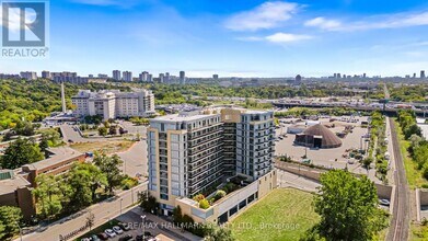 2756 Old Leslie St in Toronto, ON - Building Photo - Building Photo
