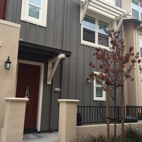 558 Staley Ave in Hayward, CA - Building Photo