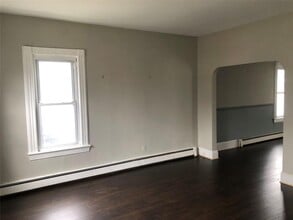 502 Lakeview Ave in Rockville Centre, NY - Building Photo - Building Photo