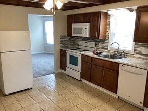 614 McAlpine St, Unit A in Avoca, PA - Building Photo - Building Photo
